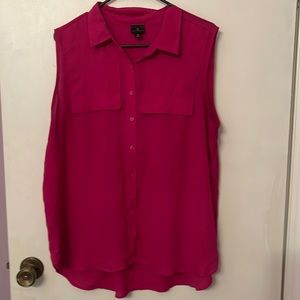 Pink sleeveless shirt